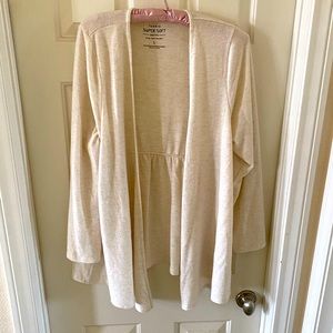 Torrid Super Soft White Cardigan sz1 NWOT